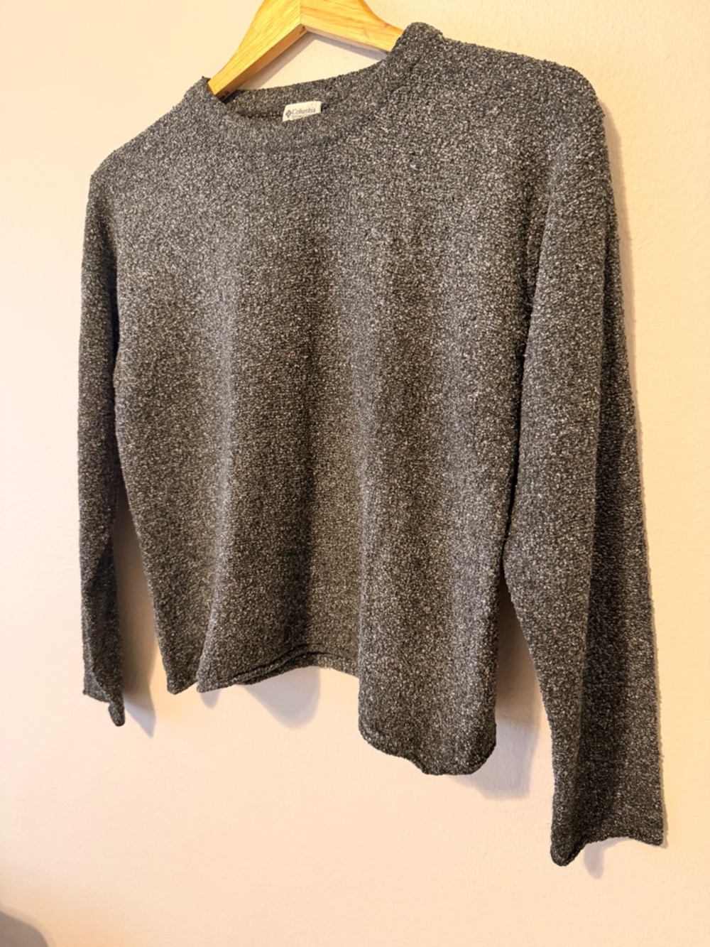 Columbia womens Charcoal Gray Crewneck crop Sweater
